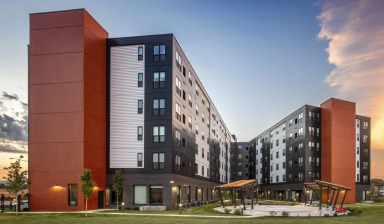 Understanding CrowdStreet Returns and How They Work